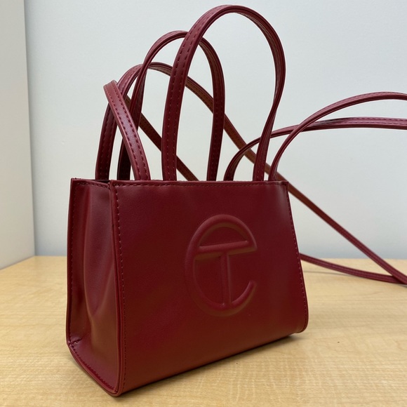 Telfar Bag - oxblood (SMALL) - Picture 4 of 5